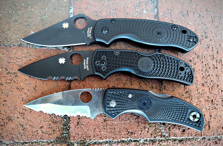 Top knife is the Spyderco Para 3 for comparison. The bottom knife is an early Native (note the pronounced swedge). The middle is the Native 5.